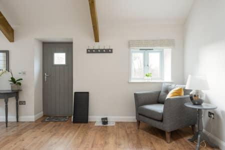 Gilliflower 1 Bedroom At Trethwale Barns * Saint Keyne